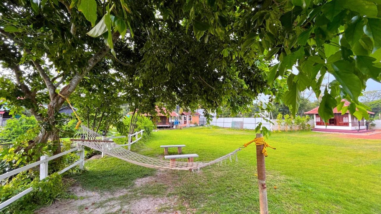 Gypsea Marari Bed & Breakfast Alappuzha Exterior photo